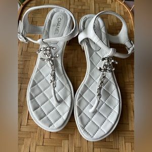 Excellent condition Chanel interlocking CC logo T-Strap sandals